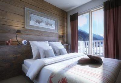фото отеля Lagrange Prestige Les Chalets d'Emeraude