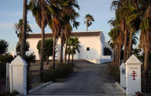 фото отеля Alguaciles Bajos Farmhouse Utrera