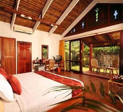 фото отеля Abad Whispering Palms Resort Kumarakom