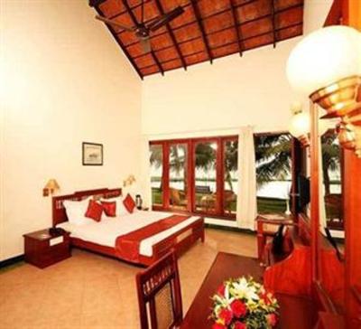 фото отеля Abad Whispering Palms Resort Kumarakom
