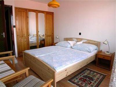 фото отеля Hevizquelle 1 Apartmenthaus Heviz