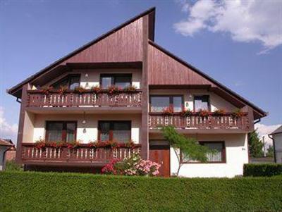 фото отеля Hevizquelle 1 Apartmenthaus Heviz