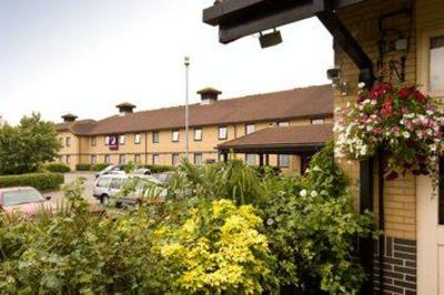 фото отеля Premier Inn Central Basingstoke