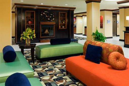 фото отеля Holiday Inn Express Jackson Pearl International Airport