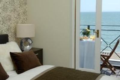 фото отеля Sandgate Hotel & Lounge