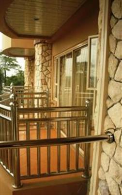 фото отеля Pines View Hotel