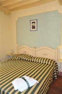 фото отеля Anfiteatro Bed and Breakfast Lucca