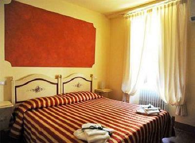 фото отеля Anfiteatro Bed and Breakfast Lucca