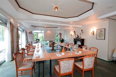 фото отеля Hotel Pöker Meppen
