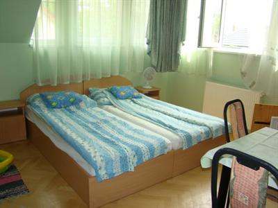 фото отеля Kunszler Apartmanhaz