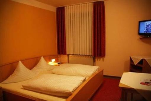 фото отеля Hotel Gasthof Drei Kronen Burgkunstadt