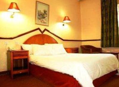 фото отеля New Ambassador Hotel Harare