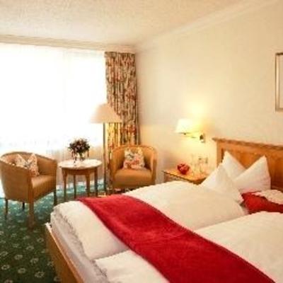 фото отеля Hotel Bayerischer Hof Bad Fussing