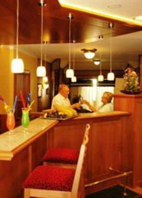 фото отеля Hotel Bayerischer Hof Bad Fussing