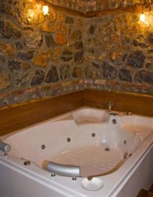 фото отеля Petrogonima Suites