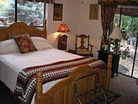Vulture's View Bed and Breakfast