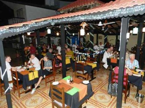 фото отеля Sunset Beach Hotel Candolim