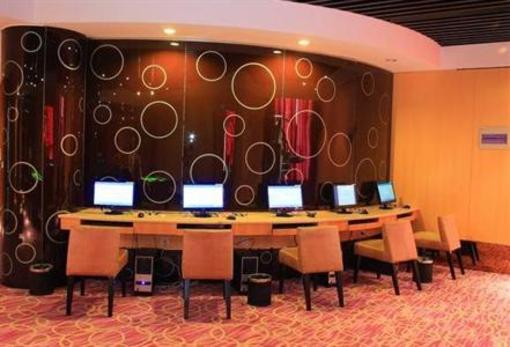 фото отеля Kaiyuan Zhongzhou International Hotel
