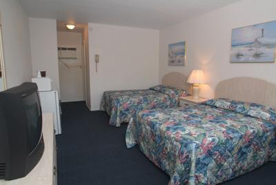 фото отеля Quarterdeck Motel