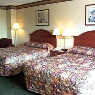 фото отеля AmericInn Ottumwa