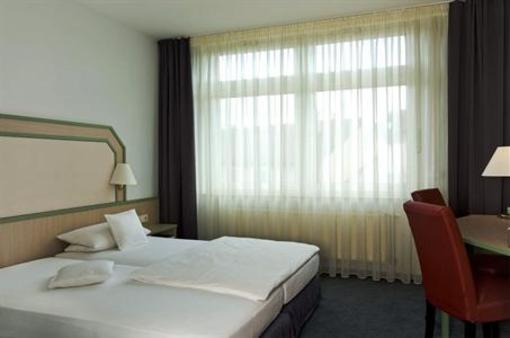 фото отеля First Aparthotel