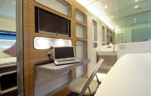 фото отеля Yotel Hotel Gatwick Airport Crawley