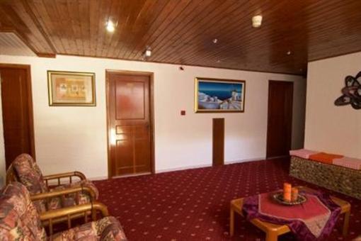 фото отеля Ionikos Hotel