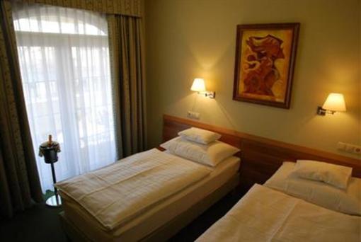 фото отеля Hotel Kiss