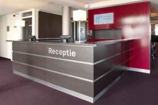 фото отеля Express by Holiday Inn Moerdijk