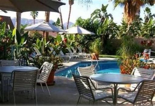 фото отеля Triangle Inn Palm Springs