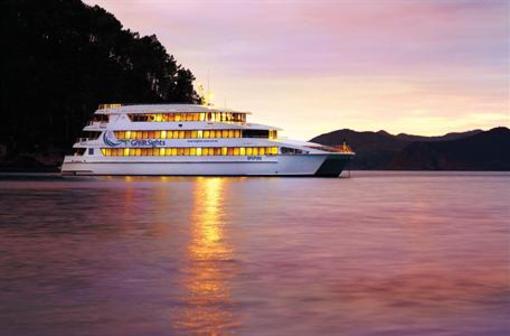 фото отеля Fullers Great Sights Overnight Cruise