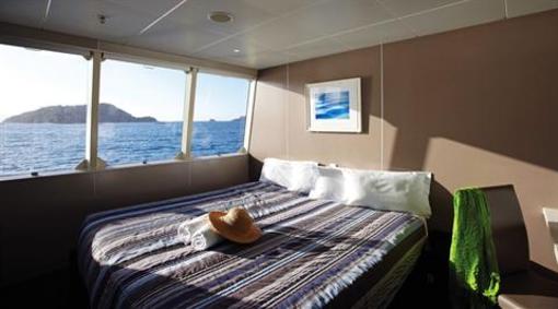 фото отеля Fullers Great Sights Overnight Cruise