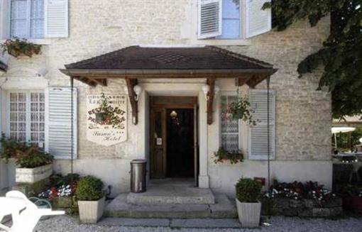 фото отеля Hostellerie de la Chaumiere / Hotel Susan