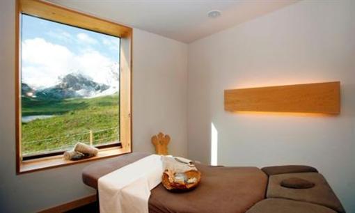 фото отеля Frutt Lodge & Spa