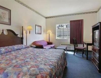 фото отеля Ramada Limited Hotel Cedar Hill