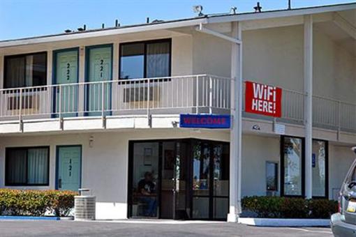 фото отеля Motel 6 Albuquerque - Carlisle