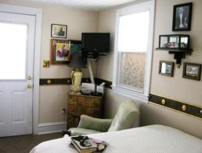 фото отеля Bewitched and BEDazzled B&B