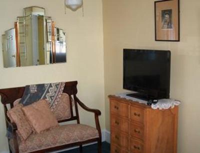 фото отеля Bewitched and BEDazzled B&B