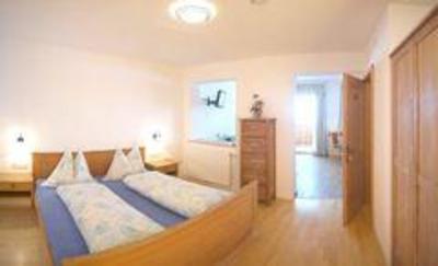 фото отеля Hocheggerhof Urlaub am Kinderbauernhof Apartment Rohrmoos-Untertal