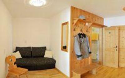 фото отеля Hocheggerhof Urlaub am Kinderbauernhof Apartment Rohrmoos-Untertal