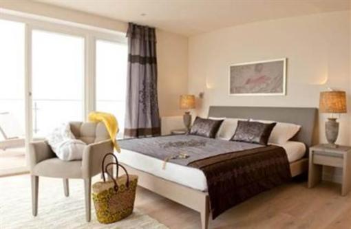 фото отеля Hotel Strand am Konigshafen