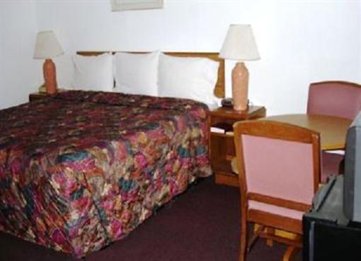 фото отеля Scottish Inn Sparta