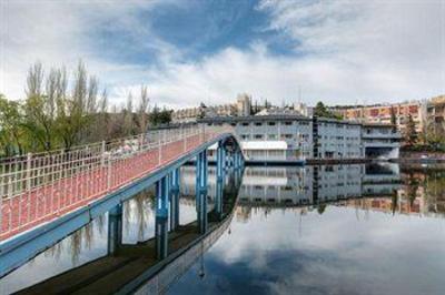 фото отеля Tryp Segovia-Los Angeles Nayade Hotel