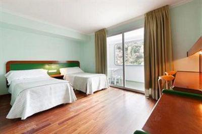 фото отеля Tryp Segovia-Los Angeles Nayade Hotel