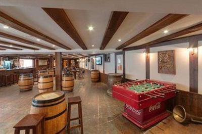 фото отеля Tryp Segovia-Los Angeles Nayade Hotel