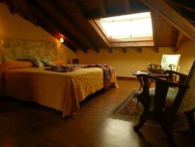 фото отеля El Buho de la Remolina Hotel Parres
