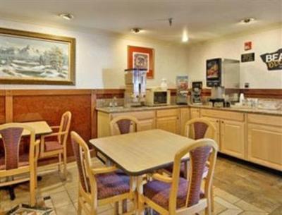 фото отеля Travelodge Mammoth Lakes