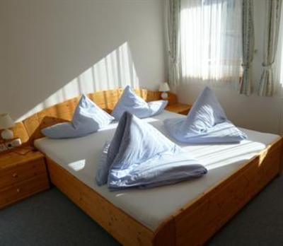 фото отеля Pension Alpenhof Berwang