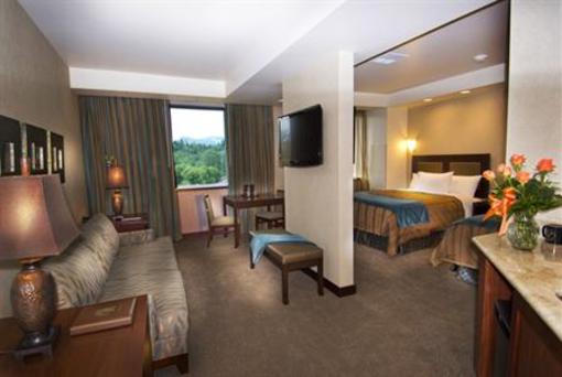 фото отеля Seven Feathers Hotel & Casino Resort