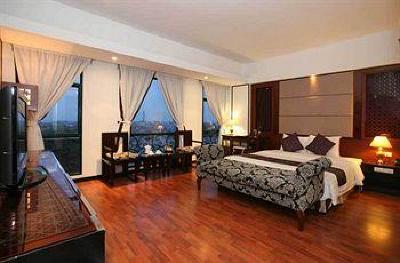 фото отеля Gia Bao Grand Hotel